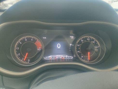 Used 2016 Jeep Cherokee Limited image 21