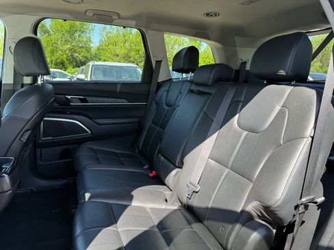 Certified 2024 Kia Telluride EX FWD image 11