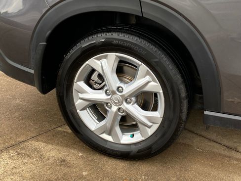 Used 2024 Honda HR-V LX image 8