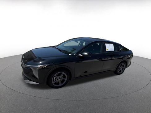 Used 2025 Kia K4 FWD image 9
