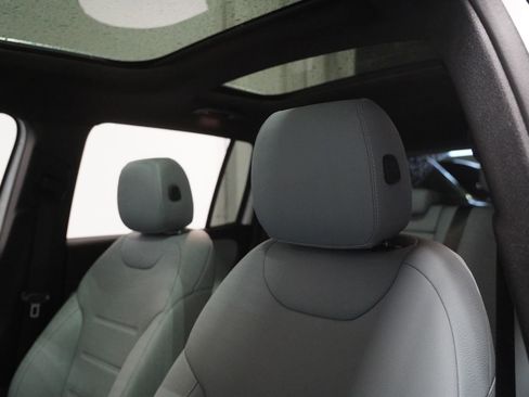 Certified 2026 Mercedes-Benz GLB 250 4MATIC image 13