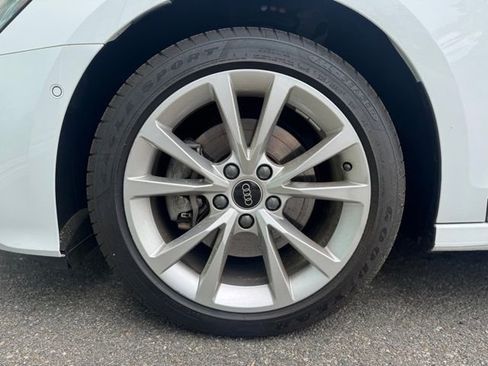 Certified 2025 Audi A3 2.0T Premium w/ Convenience Package AWD/4WD image 9