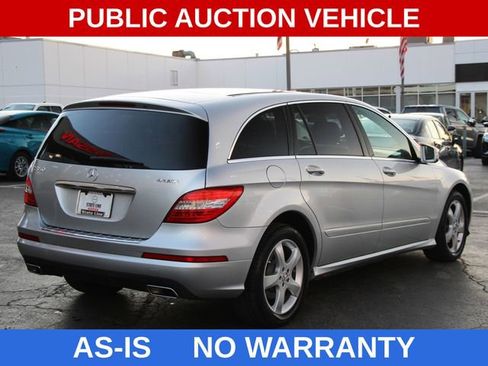 Used 2011 Mercedes-Benz R 350 4MATIC image 9