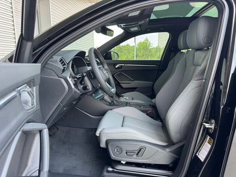 New 2025 Audi Q3 2.0T Premium image 22