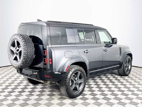 Used 2023 Land Rover Defender 110 X-Dynamic SE AWD/4WD image 5