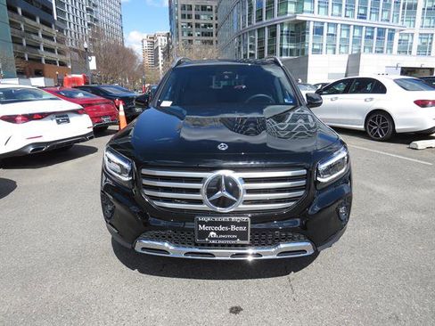 Used 2025 Mercedes-Benz GLB 250 GLB 250 4MATIC image 6