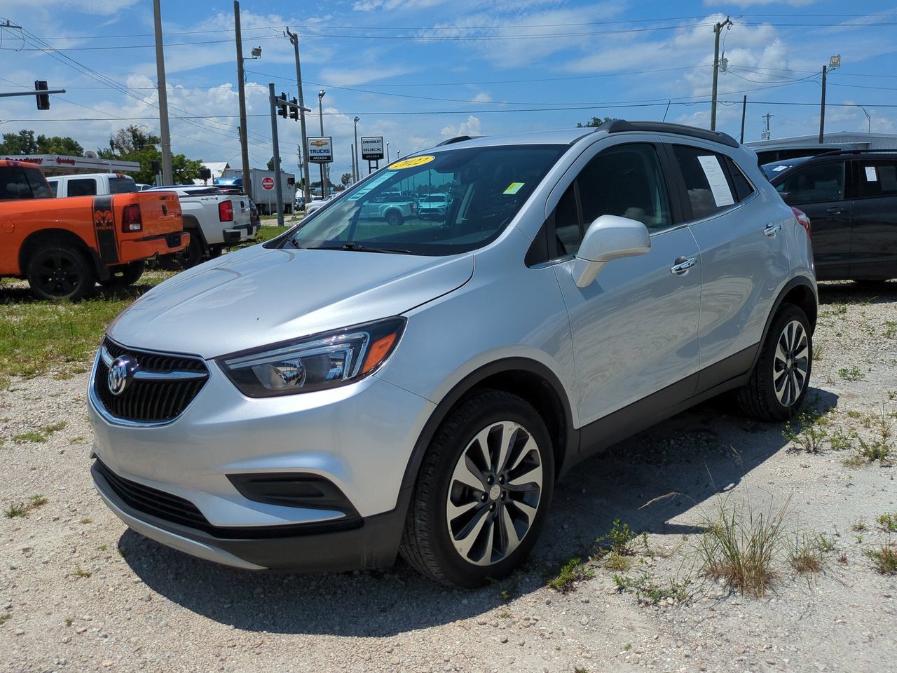 Used 2022 Buick Encore Preferred w/ Safety Package AWD/4WD image 8