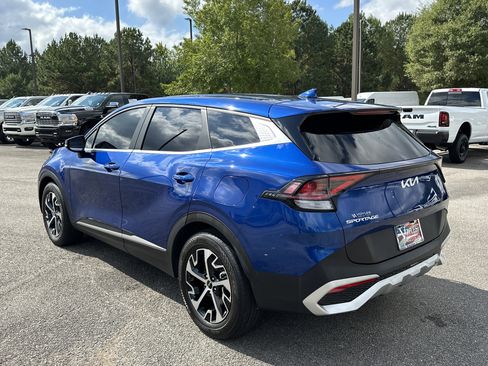 Used 2024 Kia Sportage EX image 5