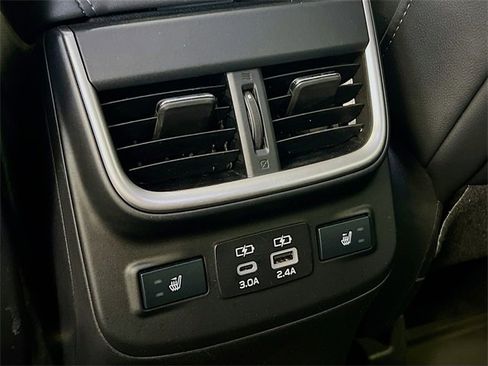Certified 2024 Subaru Outback Limited image 28