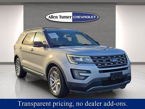 Used 2017 Ford Explorer XLT w/ Equipment Group 202A image 1