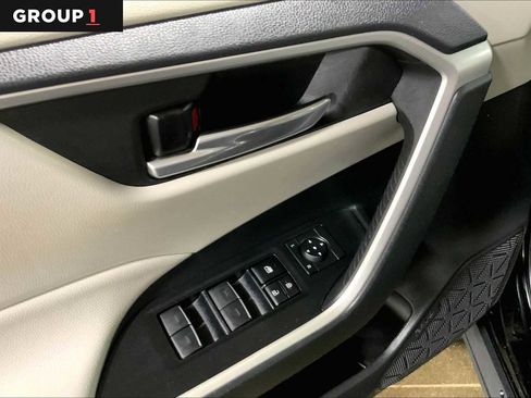 Used 2023 Toyota RAV4 XLE image 35