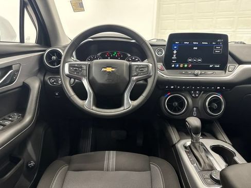 Used 2024 Chevrolet Blazer LT w/ Convenience Package FWD image 21