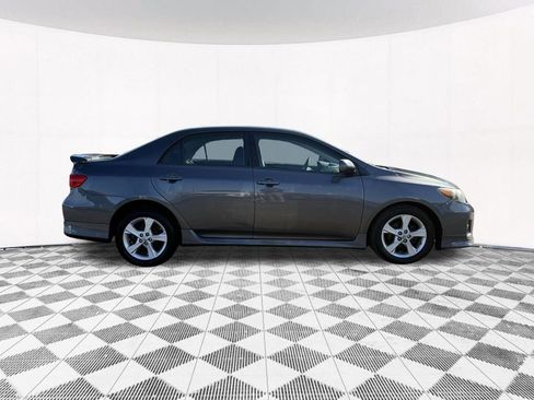 Used 2013 Toyota Corolla S image 9