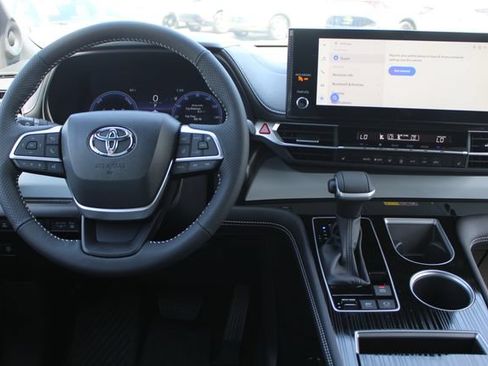 Certified 2026 Toyota Sienna XSE FWD image 44