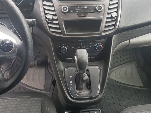 Used 2019 Ford Transit Connect XLT FWD image 14