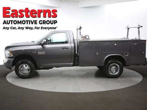 Used 2018 RAM 3500 Tradesman w/ Chrome Appearance Group image 59