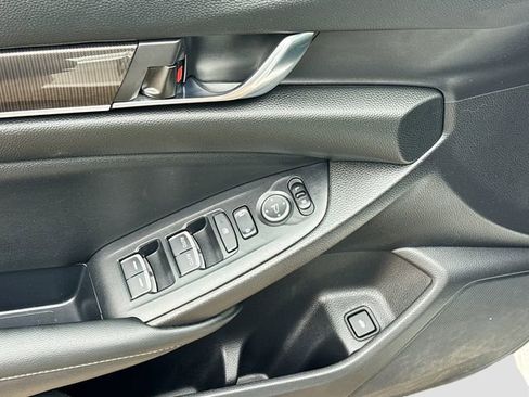 Certified 2022 Honda Accord Sport image 17