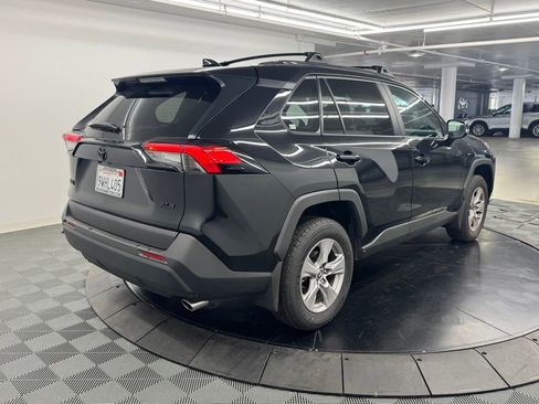 Used 2025 Toyota RAV4 XLE w/ Convenience Package FWD image 5