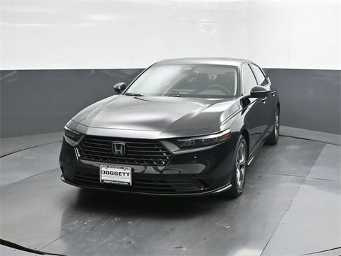 Used 2025 Honda Accord EX-L image 30