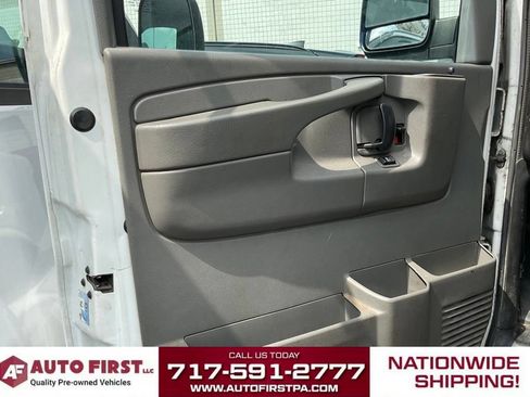 Used 2012 GMC Savana 1500 LS AWD/4WD image 5