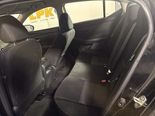 Used 2025 Nissan Sentra SV FWD image 12