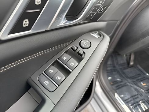 New 2026 BMW X5 xDrive50e w/ M Sport Package image 11