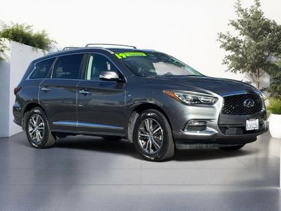 Used 2019 INFINITI QX60 Luxe w/ Essential Package