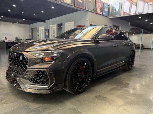 Used 2026 Audi RS Q8 performance AWD/4WD image 1