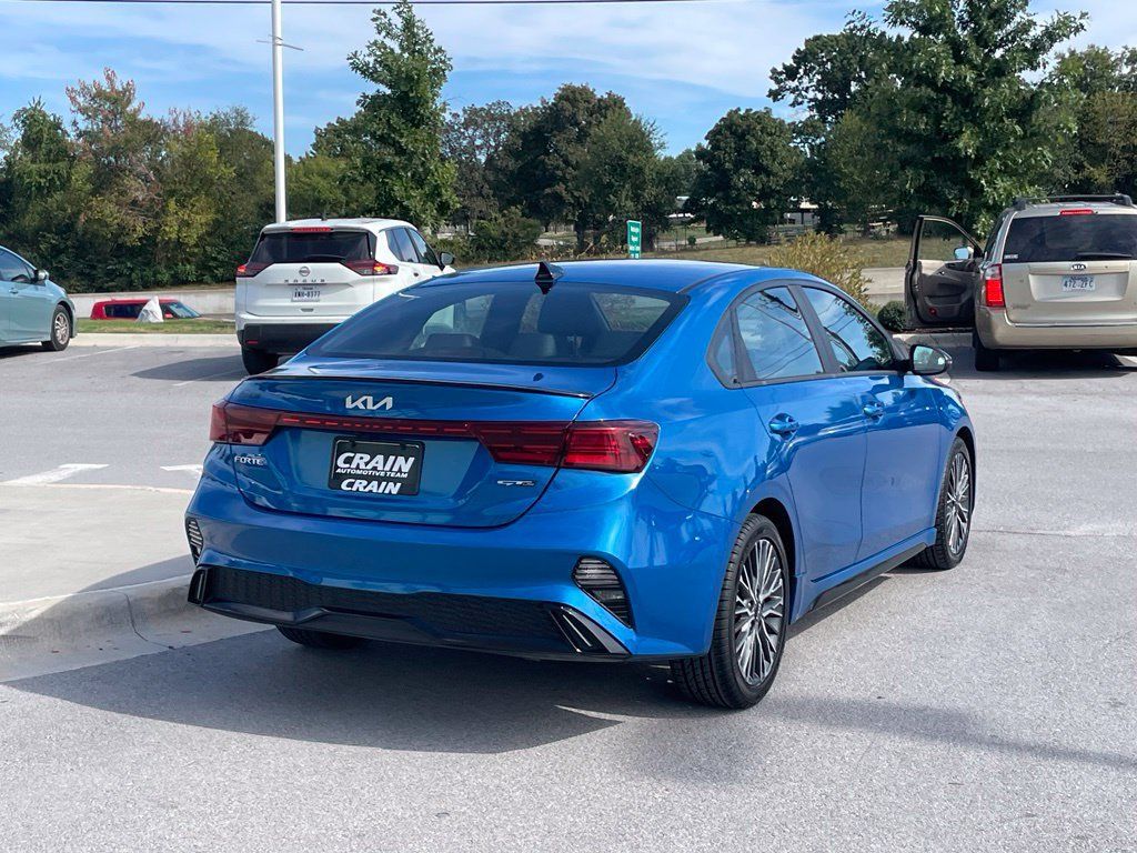 Used 2023 Kia Forte GT-Line w/ GT-Line Premium Package FWD image 7