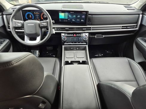 Used 2025 Hyundai Santa Fe SEL image 18