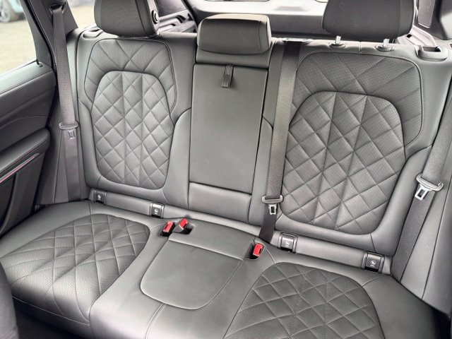 Used 2024 BMW X5 xDrive40i AWD/4WD image 18