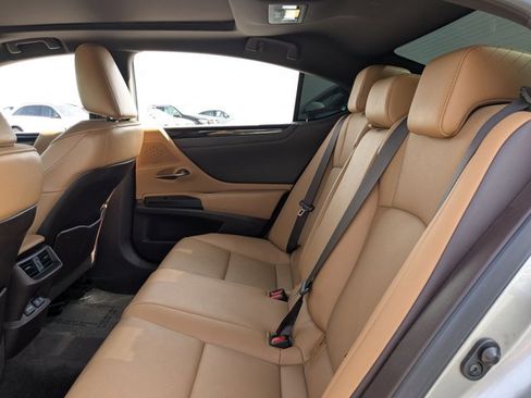 Used 2021 Lexus ES 350 w/ Premium Package image 15