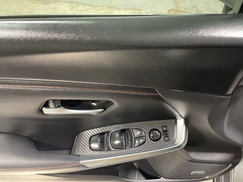 Used 2024 Nissan Sentra SR w/ SR Premium Package image 21