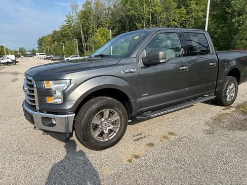 Used 2017 Ford F150 XLT w/ Equipment Group 302A Luxury AWD/4WD image 3