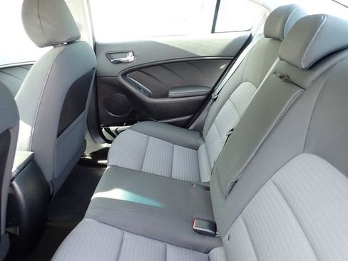 Used 2016 Kia Forte LX w/ LX Popular Package image 17