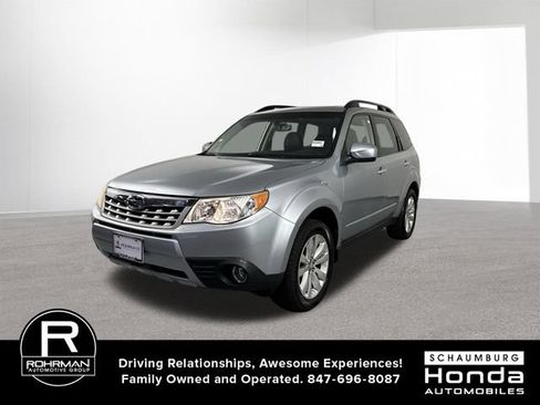 Used 2012 Subaru Forester 2.5X Limited AWD/4WD image 2