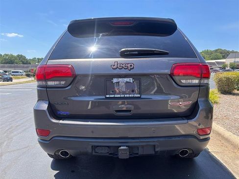 Used 2019 Jeep Grand Cherokee Trailhawk AWD/4WD image 4