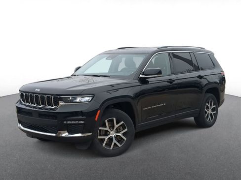 Used 2023 Jeep Grand Cherokee L Limited image 1
