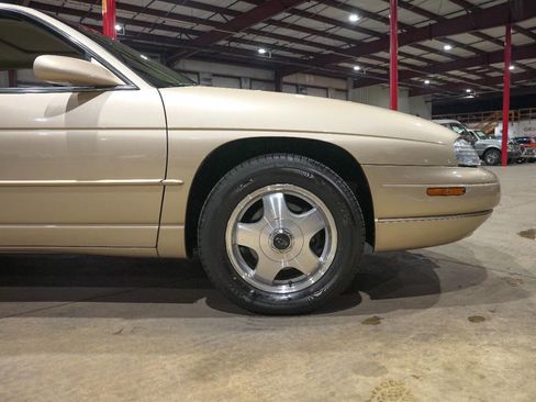 Used 1999 Chevrolet Lumina LTZ w/ Preferred Equipment Group image 11