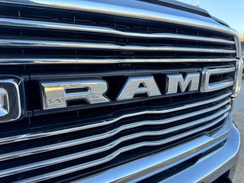 Used 2024 RAM 3500 Laramie image 17