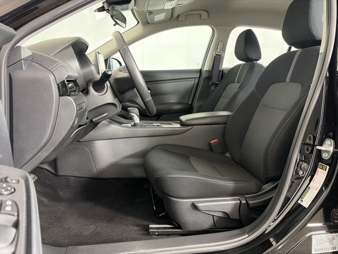 Certified 2023 Nissan Sentra SV w/ All-Weather Package image 6