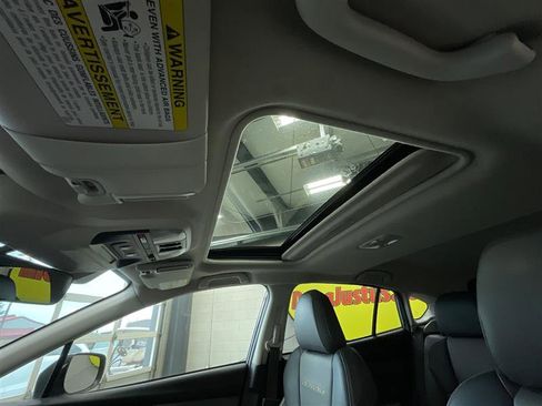 Used 2021 Subaru Crosstrek 2.5i Sport w/ Moonroof Package image 13