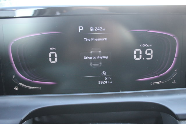 Used 2024 Kia Seltos LX AWD/4WD image 17