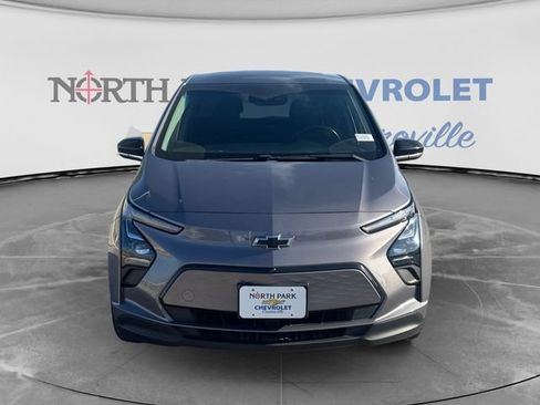 Certified 2022 Chevrolet Bolt LT w/ Infotainment Package FWD image 8