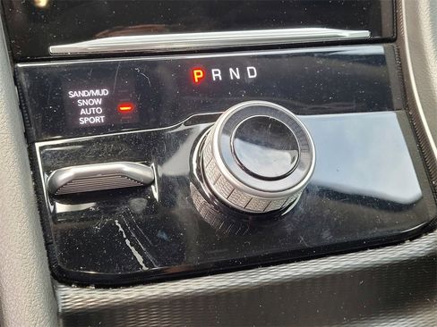 Used 2024 Jeep Grand Cherokee Limited w/ Luxury Tech Group II image 20