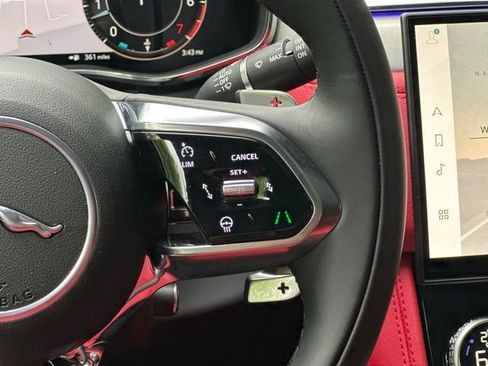 New 2026 Jaguar F-PACE R-Dynamic S image 24