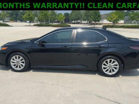 Used 2023 Toyota Camry LE image 5