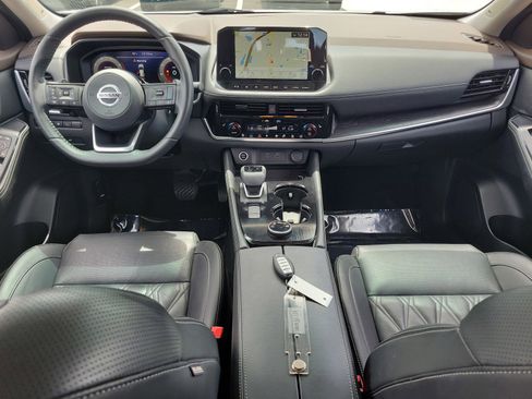 Used 2021 Nissan Rogue Platinum AWD/4WD image 29