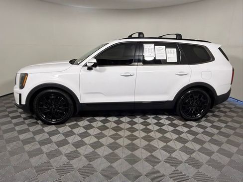 Used 2021 Kia Telluride SX w/ SX Prestige Package AWD/4WD image 3