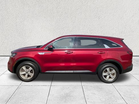 Used 2022 Kia Sorento LX image 6